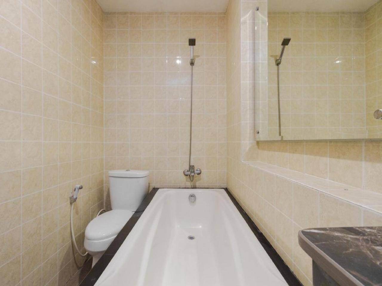 Reddoorz Plus @ Boulevard Panakkukang Makassar Luaran gambar
